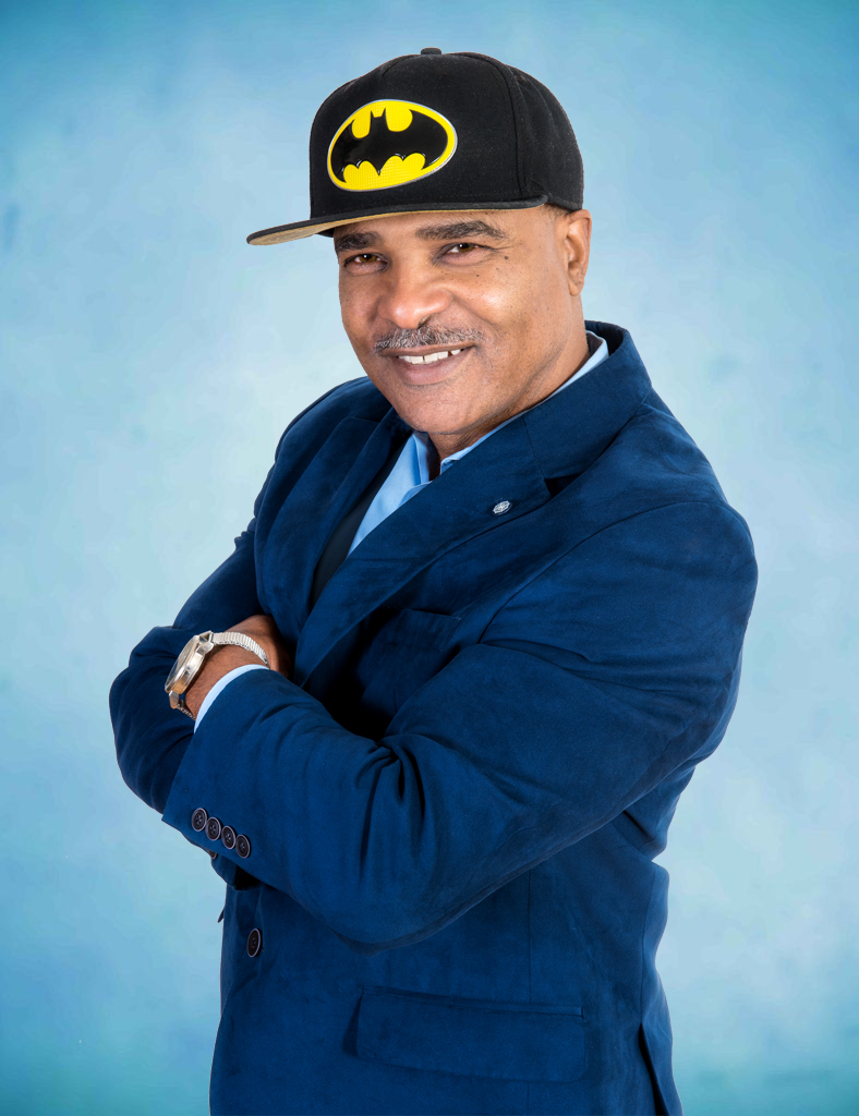 bruce-davis-photo