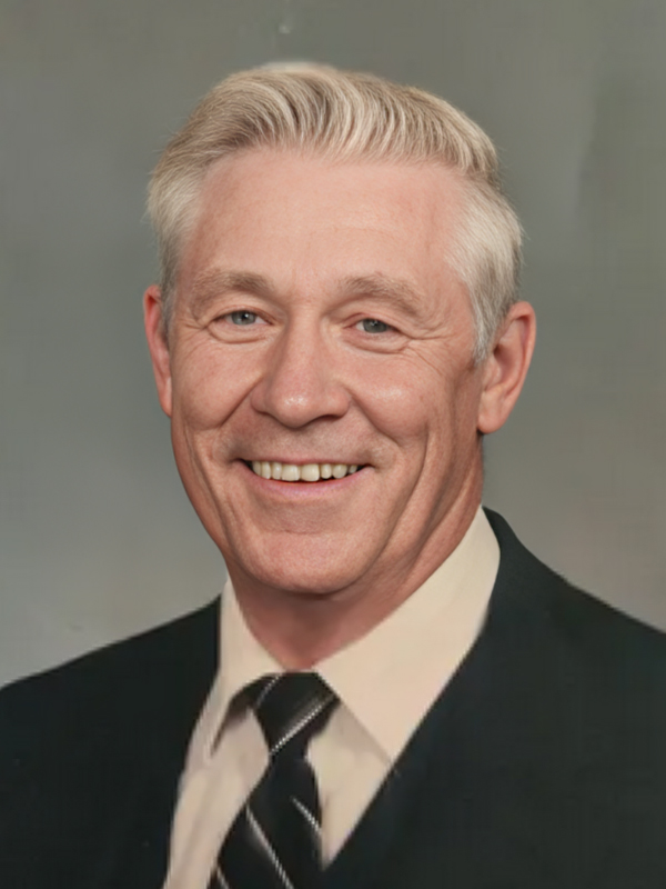 obit_cornelius_grogan_600x800